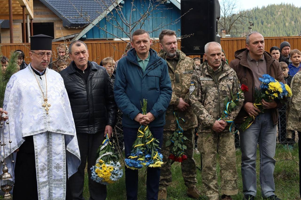 На Верховинщині освятили меморіали трьом полеглим воїнам 7