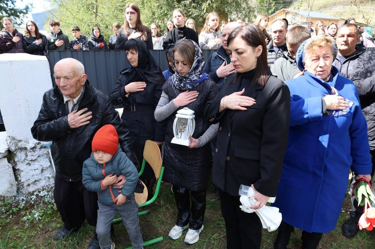 На Верховинщині освятили меморіали трьом полеглим воїнам 9