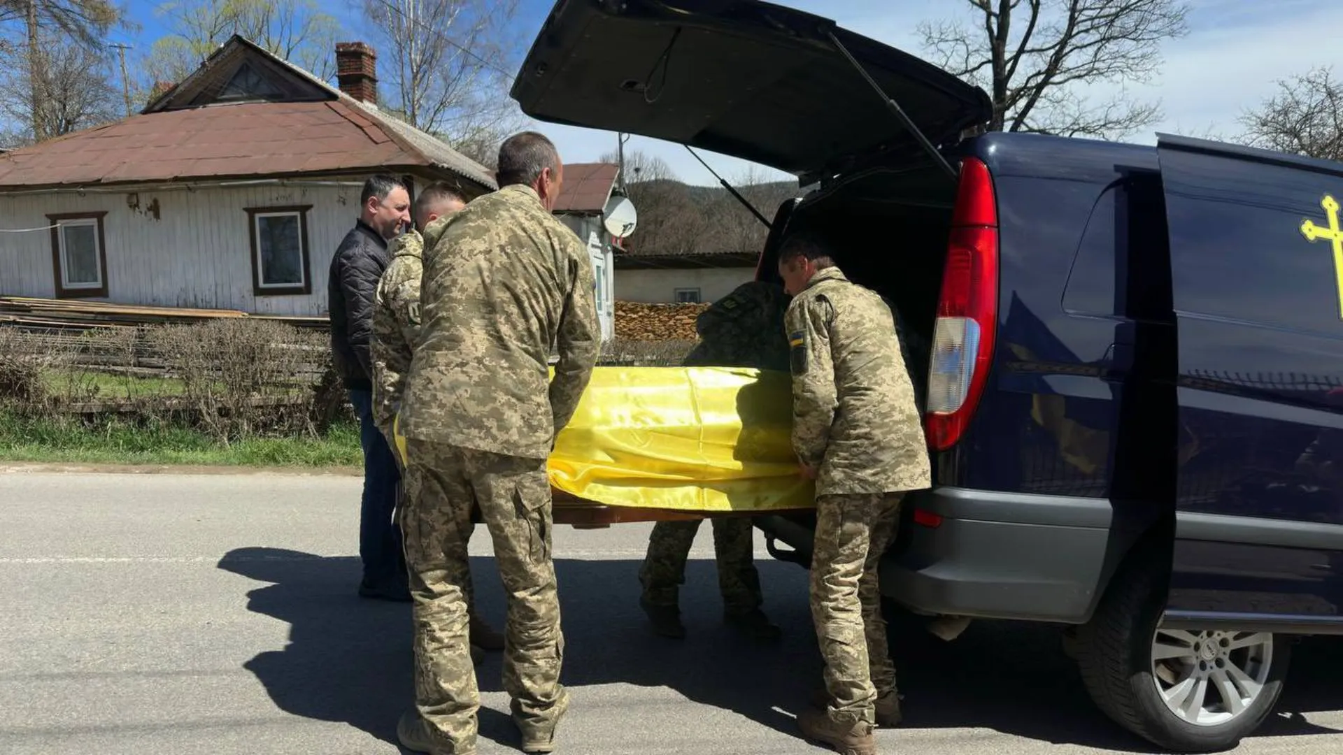 Зустріч скорботного кортежу Дмитра Станковича