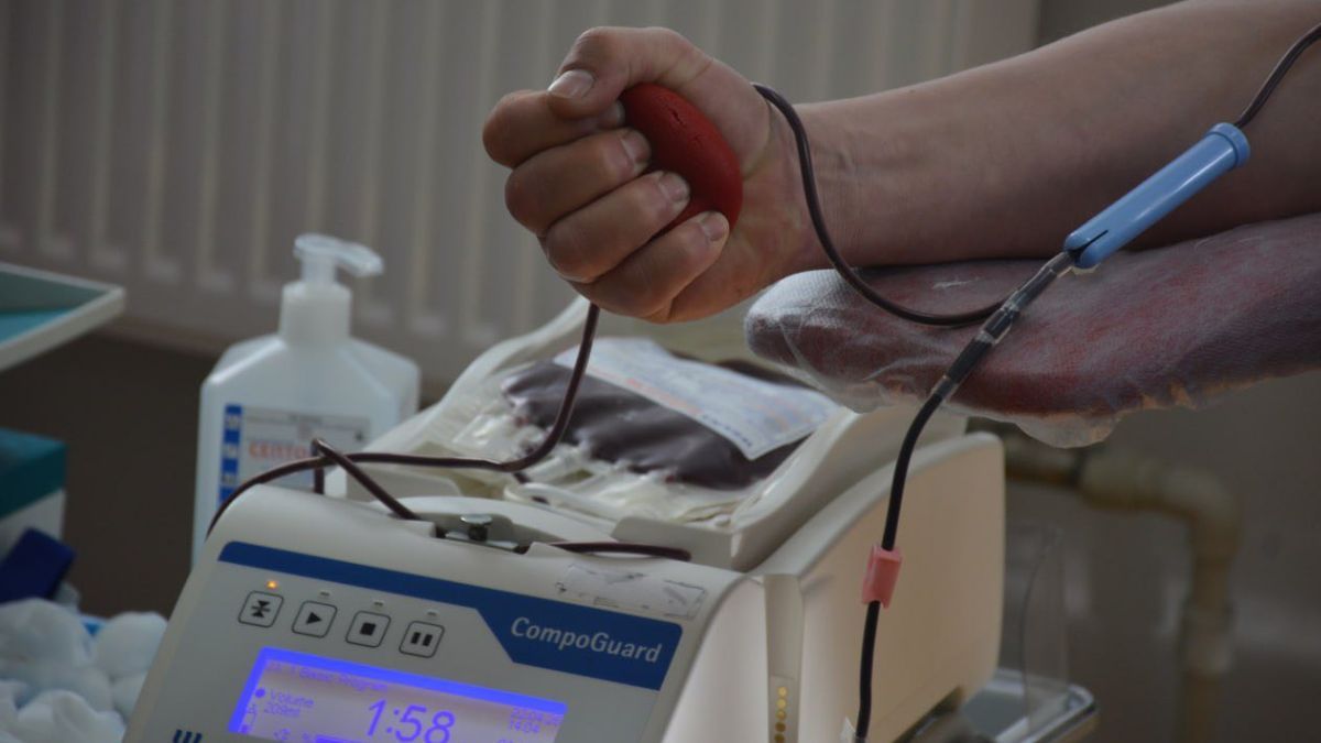 У Надвірній провели День донації: понад 40 людей здали кров