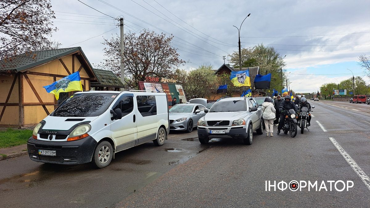 Автопробіг, футбол і аукціон: у Воскресінцях пройшов благодійний захід на підтримку військових 1