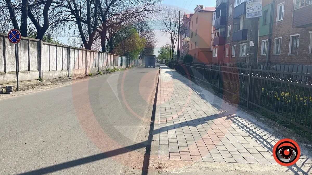 На два дні перекривають рух через залізничний переїзд у Коломиї