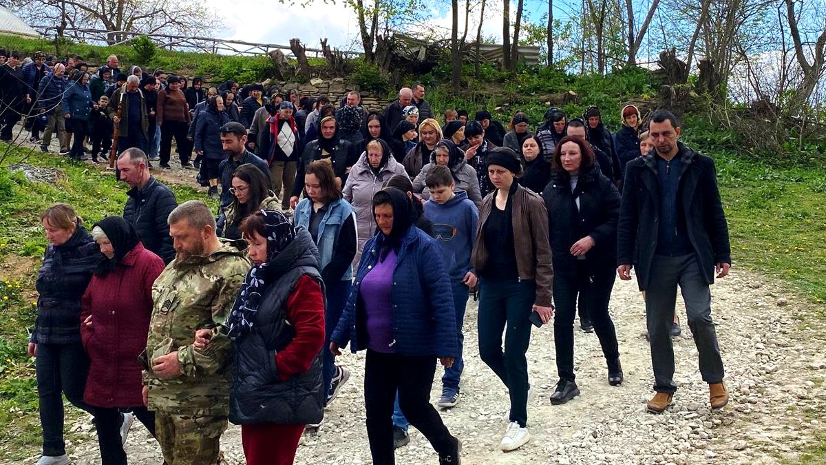 Назавжди 26: на Городенківщині попрощалися із захисником Русланом Піддубним 7