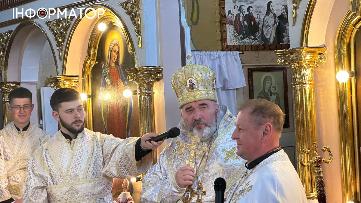 100 років молитви і віри: у селі Годи-Добровідка на Коломийщині відзначили ювілей храму св. Юрія 6