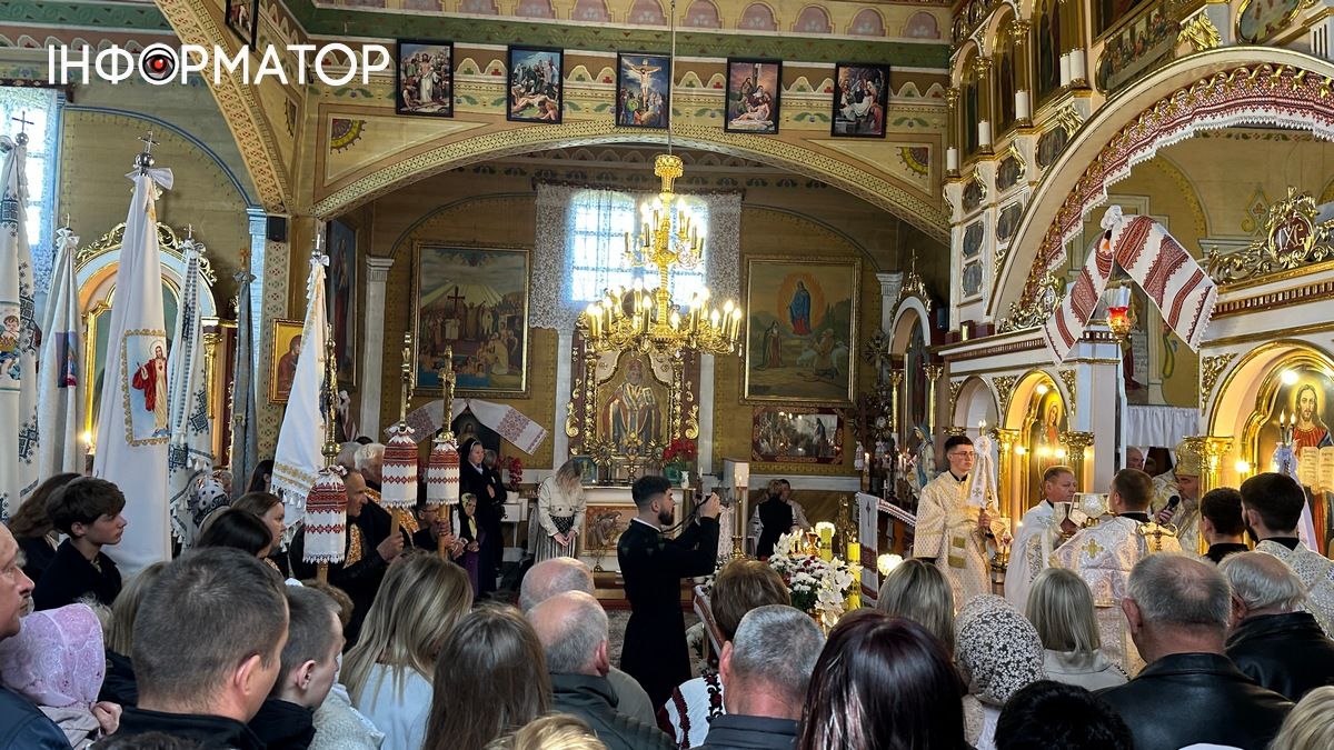 100 років молитви і віри: у селі Годи-Добровідка на Коломийщині відзначили ювілей храму св. Юрія 2