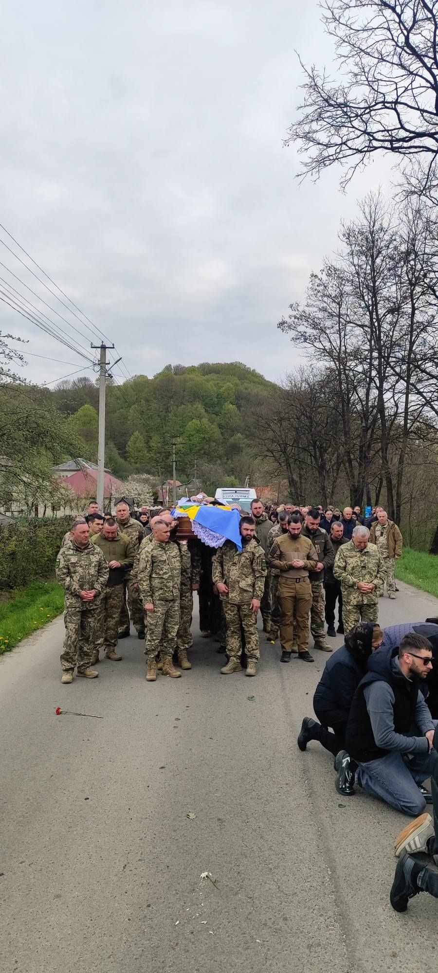 На Косівщині попрощались із загиблим Героєм Назаром Полюка 2
