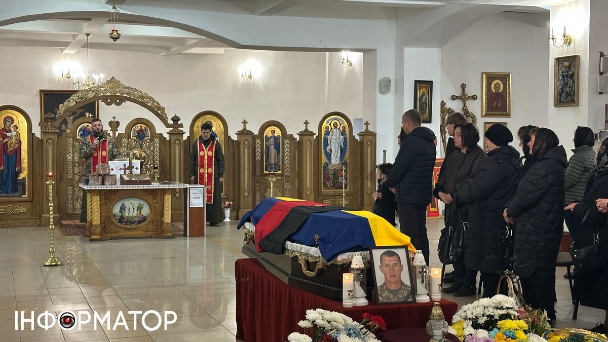 На вічний спочинок у Коломиї провели Героя Ярослава Гавригу 3
