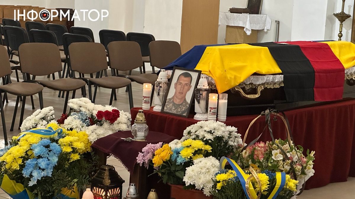 На вічний спочинок у Коломиї провели Героя Ярослава Гавригу 2