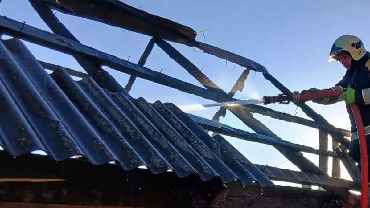 Пожежа в Яблуниці: горіла господарська будівля
