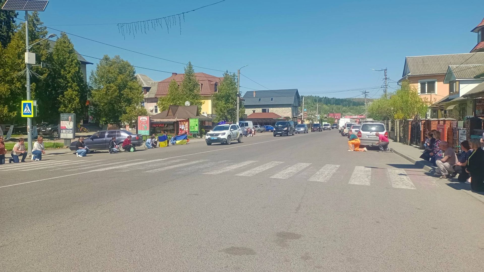 У Делятині "на щиті" зустріли полеглого захисника Кирила Чередниченко 5