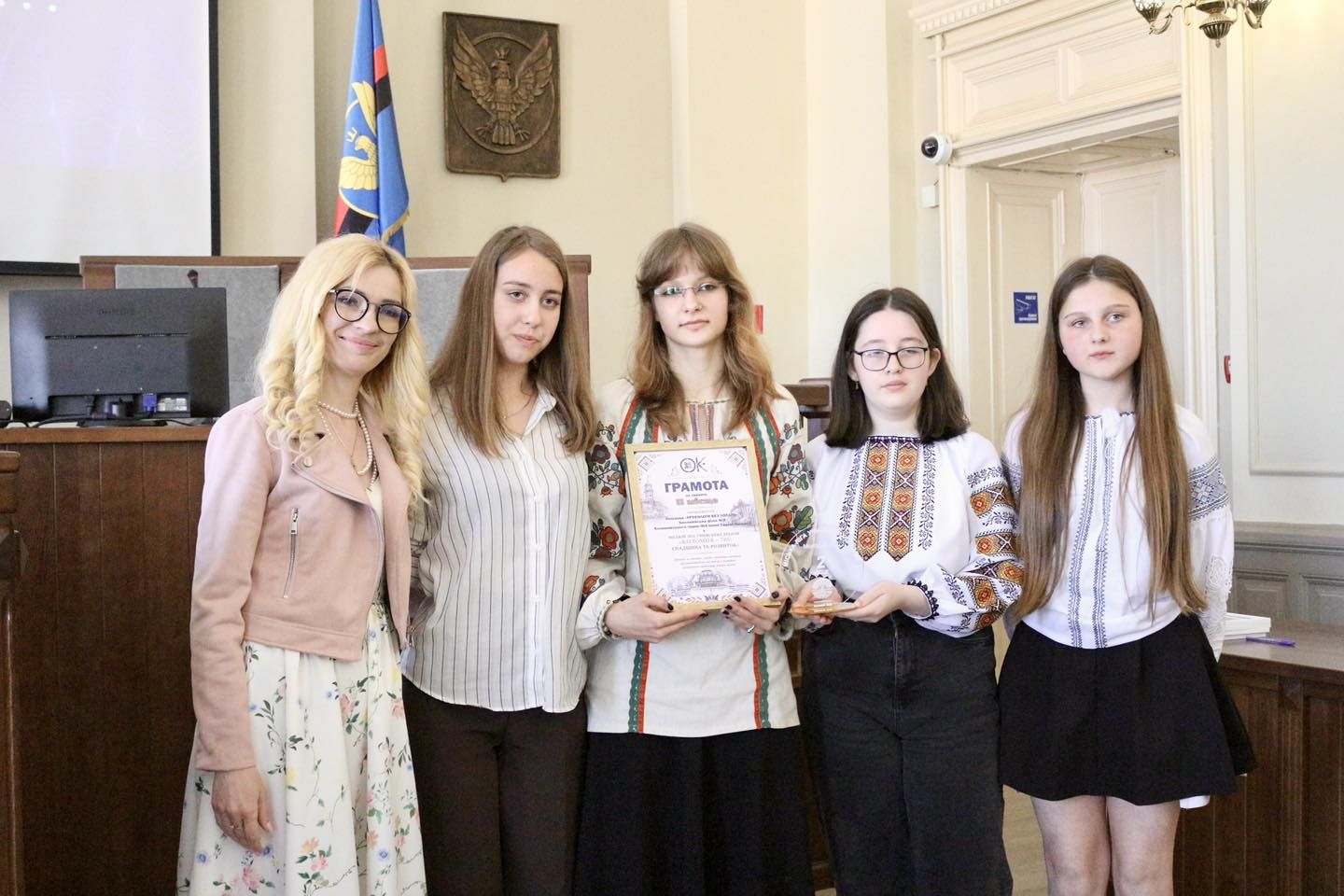 У Коломиї вперше пройшли шкільні дебати 8