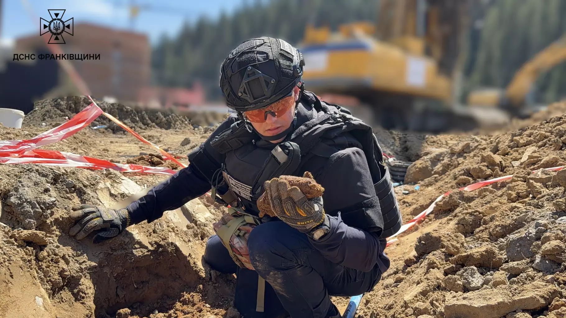 Понад пів тисячі вибухівок у землі: у Поляниці виявили цілий арсенал часів Другої світової війни 10