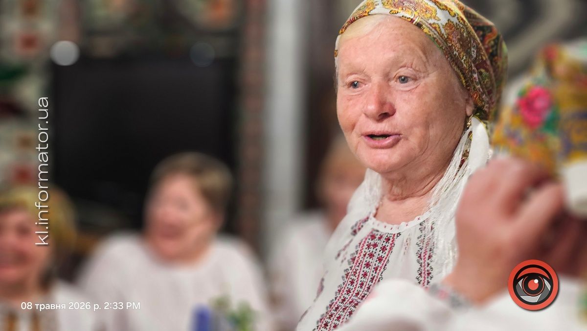 Весільні традиції Саджавки, Іванівців та Ланчина зібрала у книгу Лідія Андрійчук 3