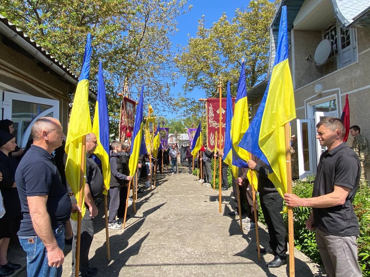 На Коломийщині попрощались з ветераном Миколою Чупруном 2