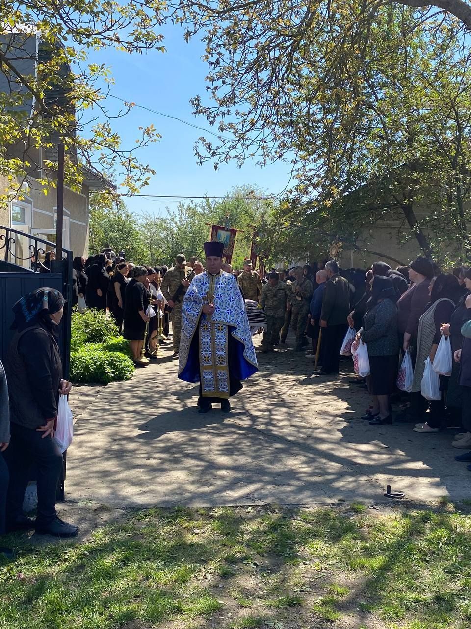 На Коломийщині попрощались з ветераном Миколою Чупруном 12