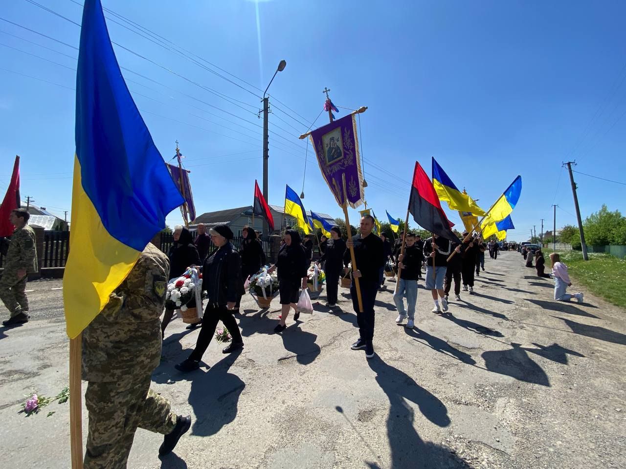 На Коломийщині попрощались з ветераном Миколою Чупруном 14