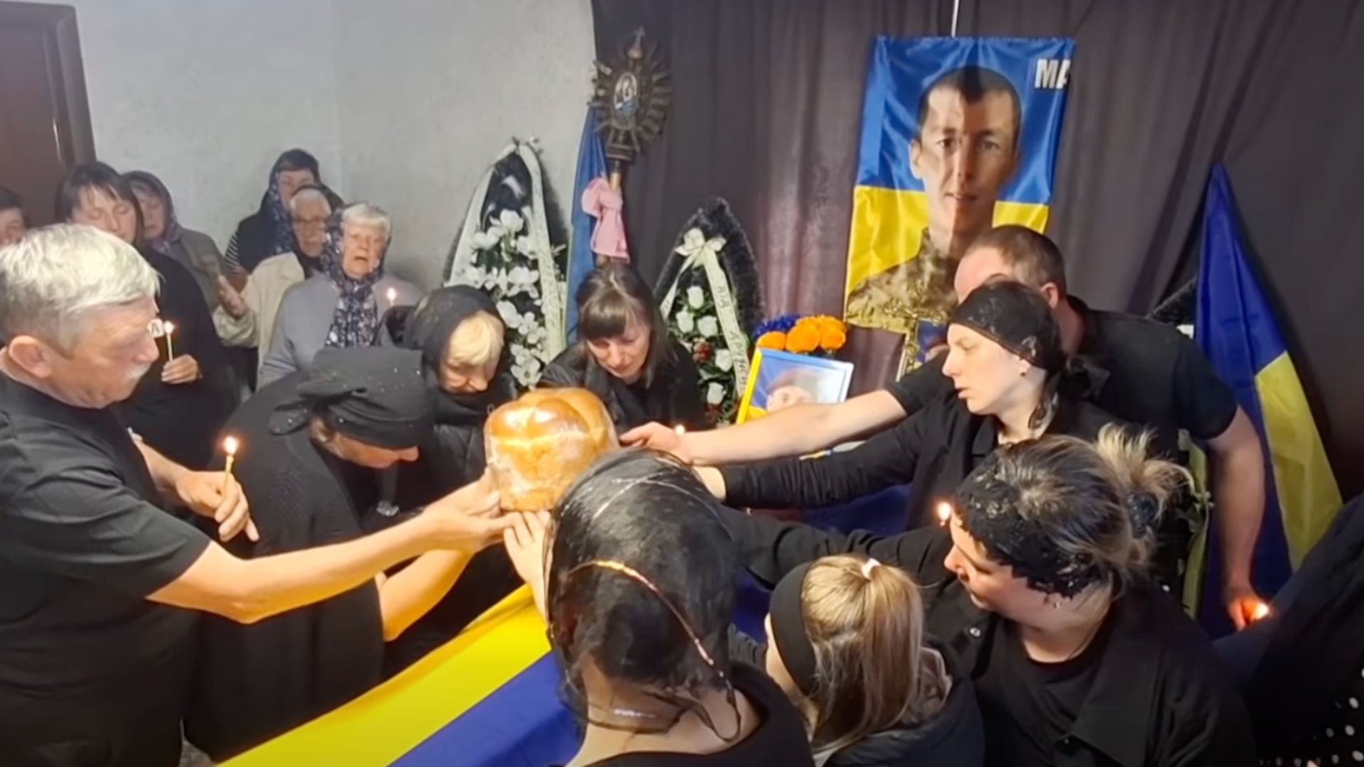 У Пʼядицькій громаді попрощались із полеглим Героєм Андрієм Голоднюком 1
