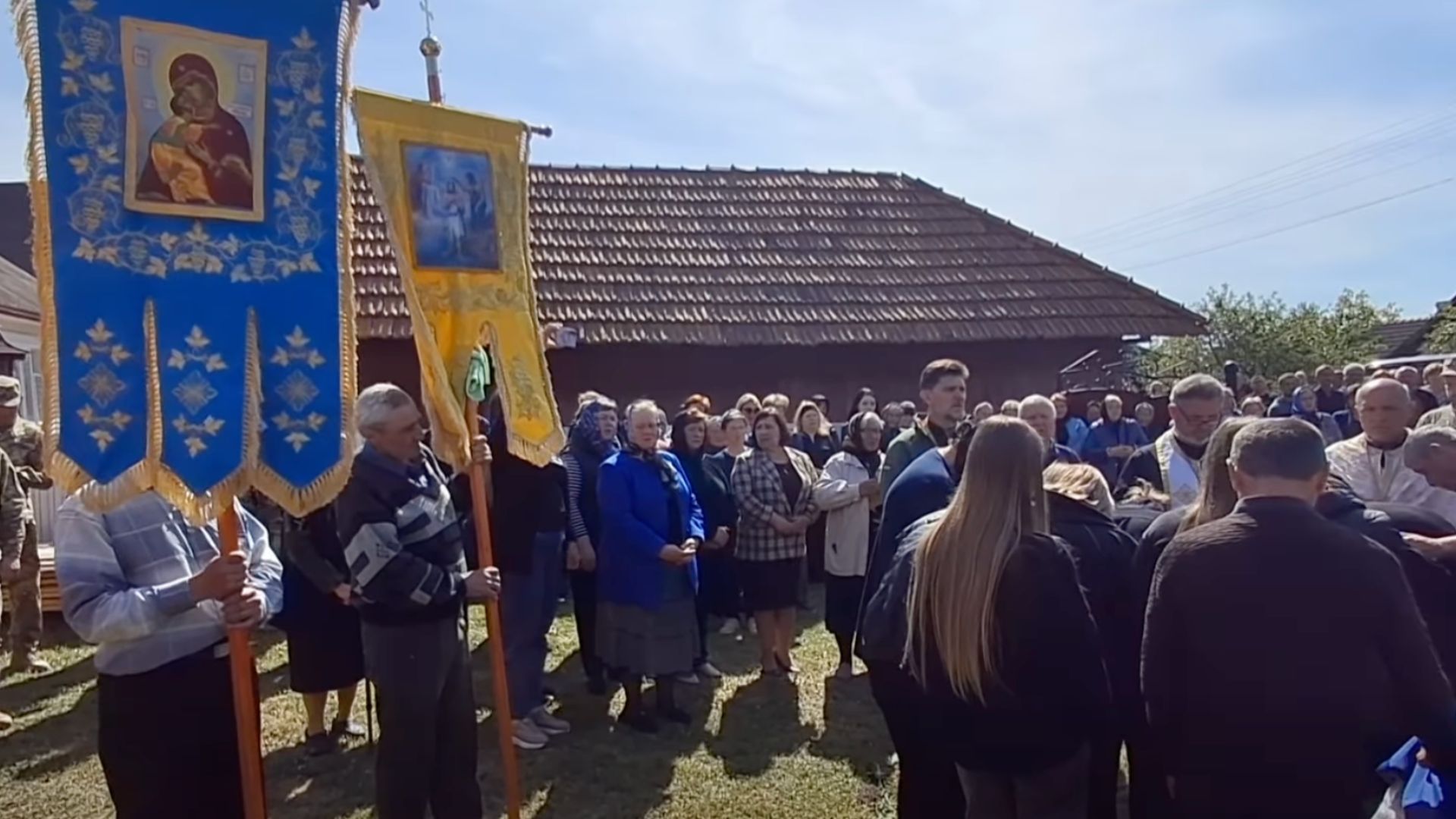 У Пʼядицькій громаді попрощались із полеглим Героєм Андрієм Голоднюком 4