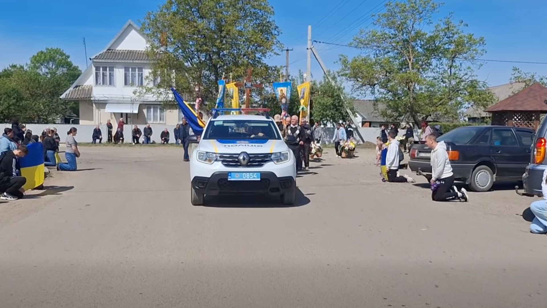 У Пʼядицькій громаді попрощались із полеглим Героєм Андрієм Голоднюком 9