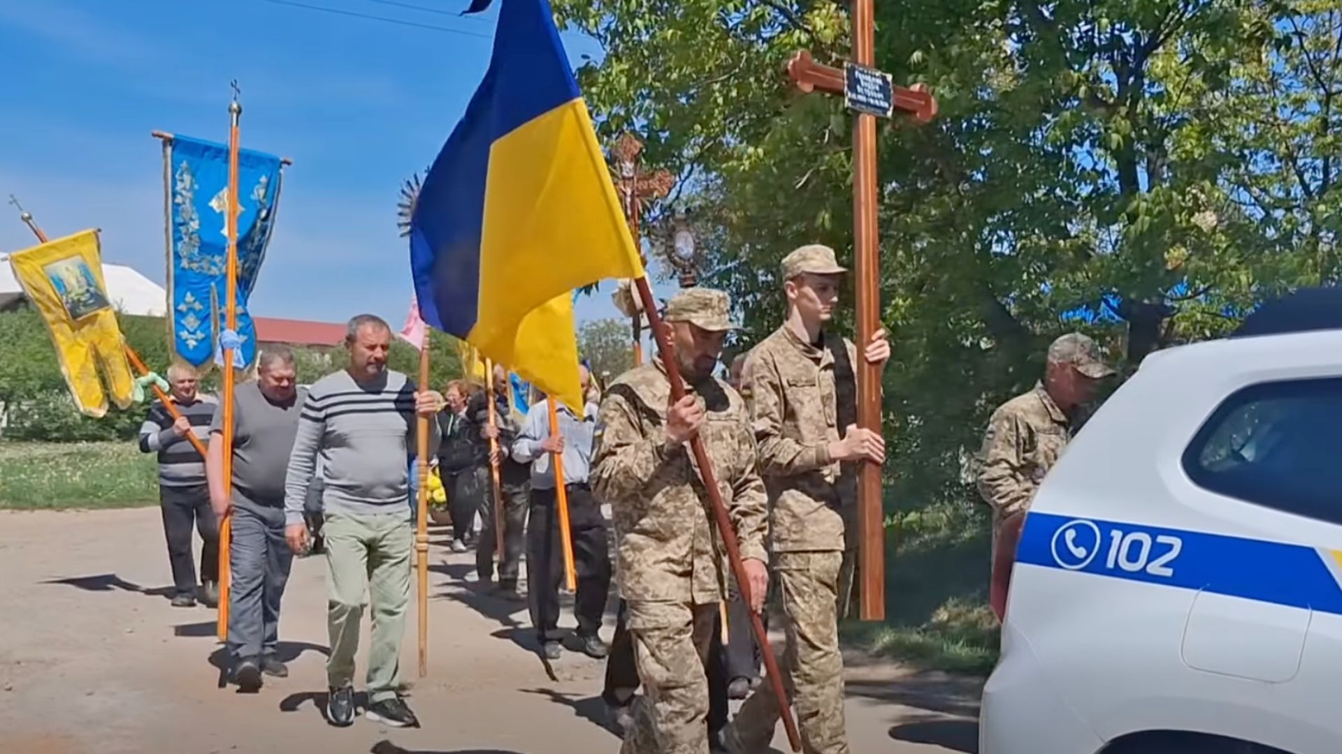 У Пʼядицькій громаді попрощались із полеглим Героєм Андрієм Голоднюком 15