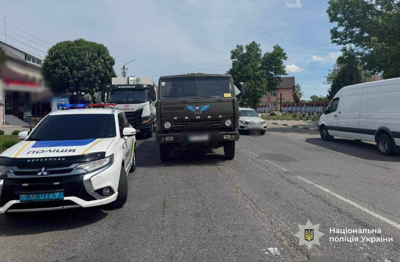 Вантажівка збила велосипедиста у Заболотові. Останній загинув на місці 1