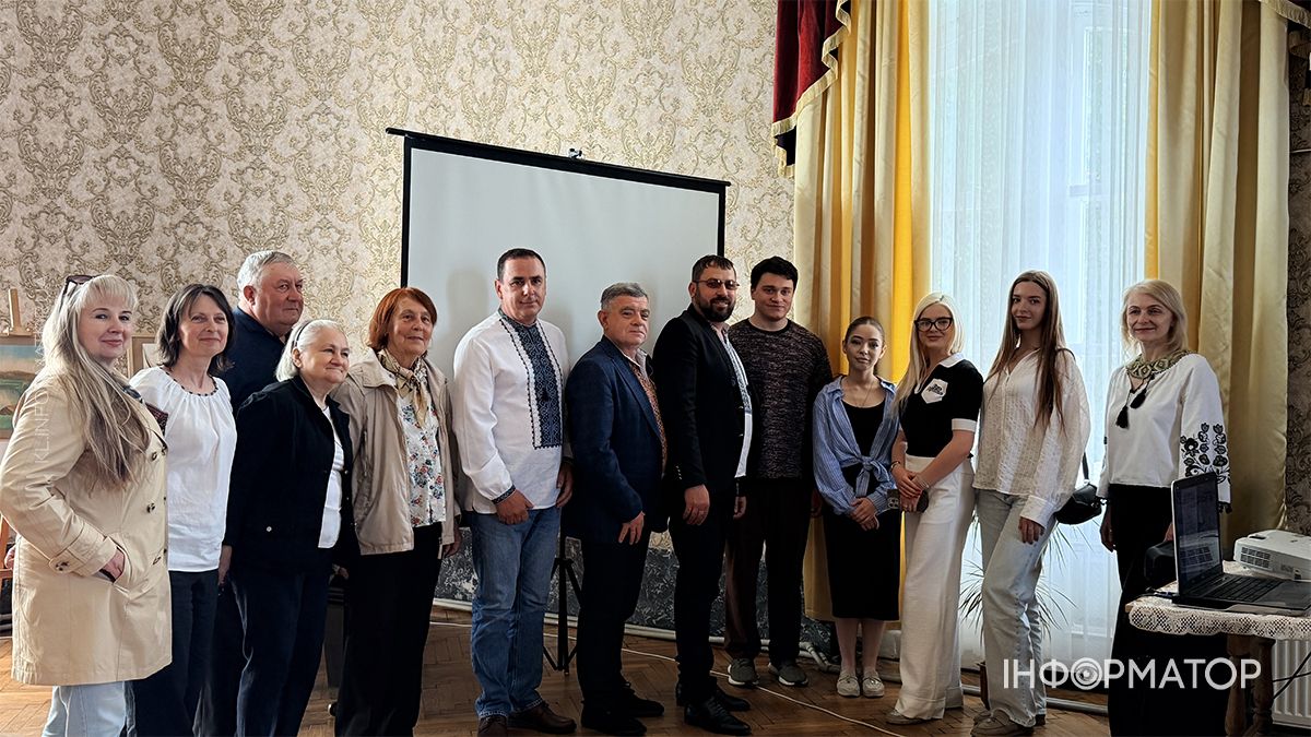 Виставка виробів кушніра Михайла Вінтонюка відкрилася у Музеї історії міста Коломиї 12
