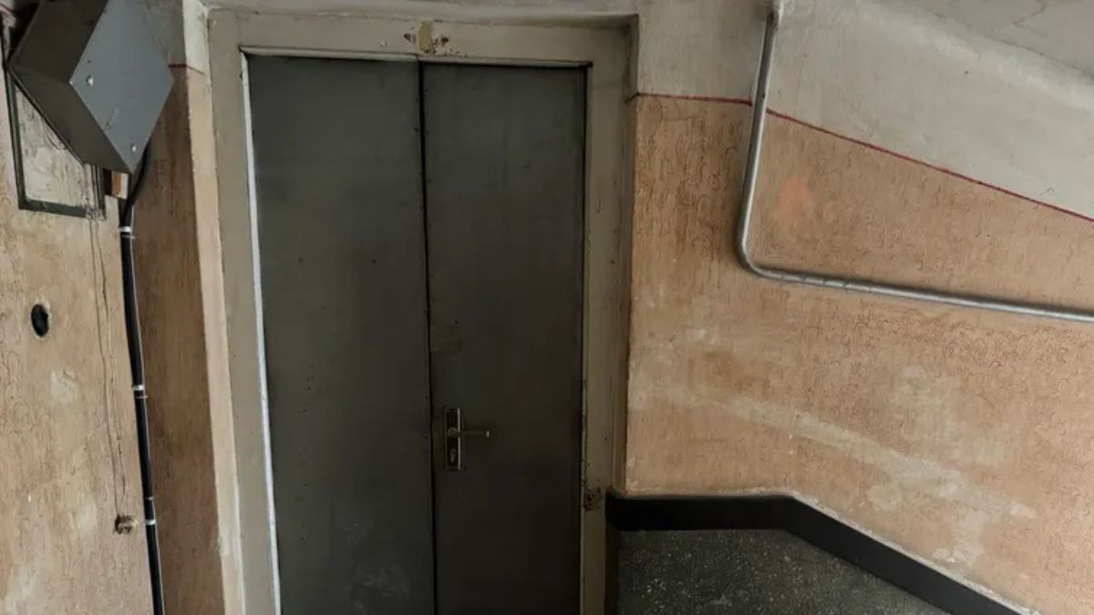 Влада Коломиї з молотка продає приміщення біля поліції 3