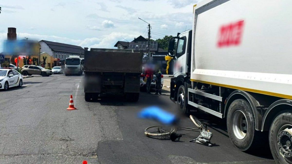 Здійснювали об’їзд сміттєвоза: поліція повідомила деталі смертельної ДТП у Заболотові