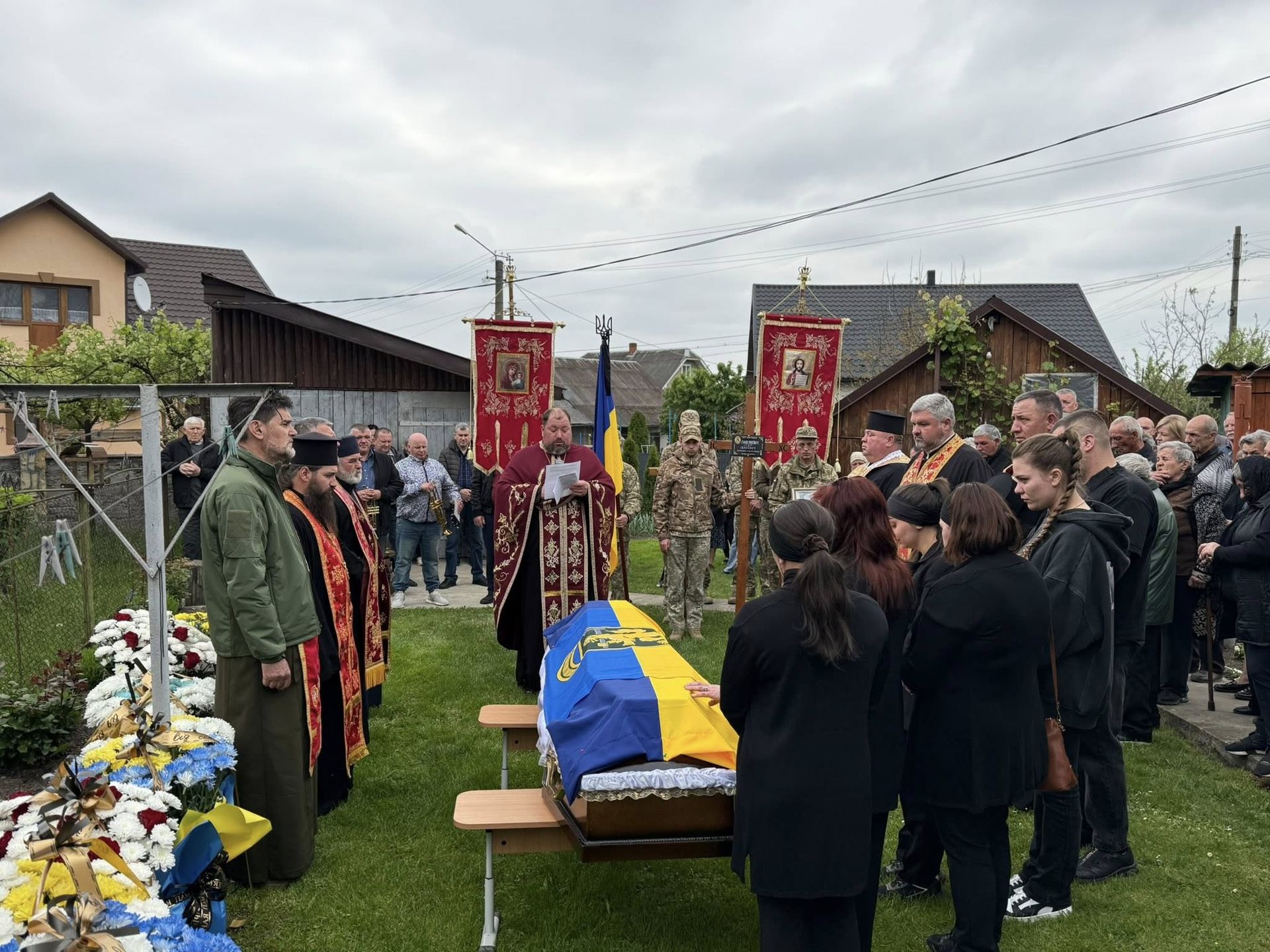 На Коломийщині попрощались із полеглим захисником Ігорем Павелкевичем 7