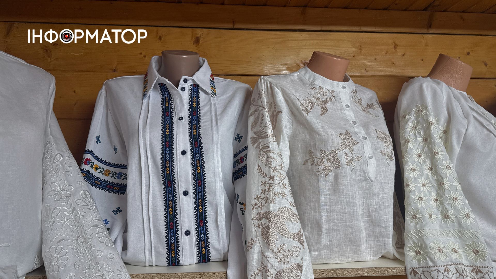 Скільки коштують сорочки та плаття на вишиванковому базарі в Коломиї? 19