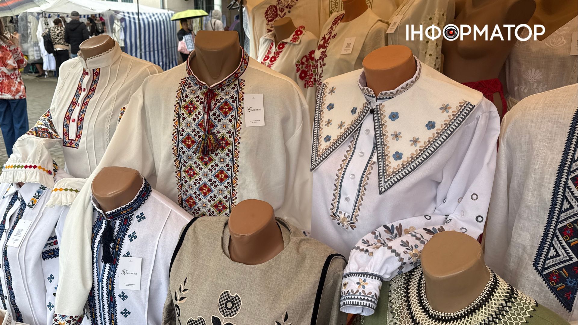 Скільки коштують сорочки та плаття на вишиванковому базарі в Коломиї? 18
