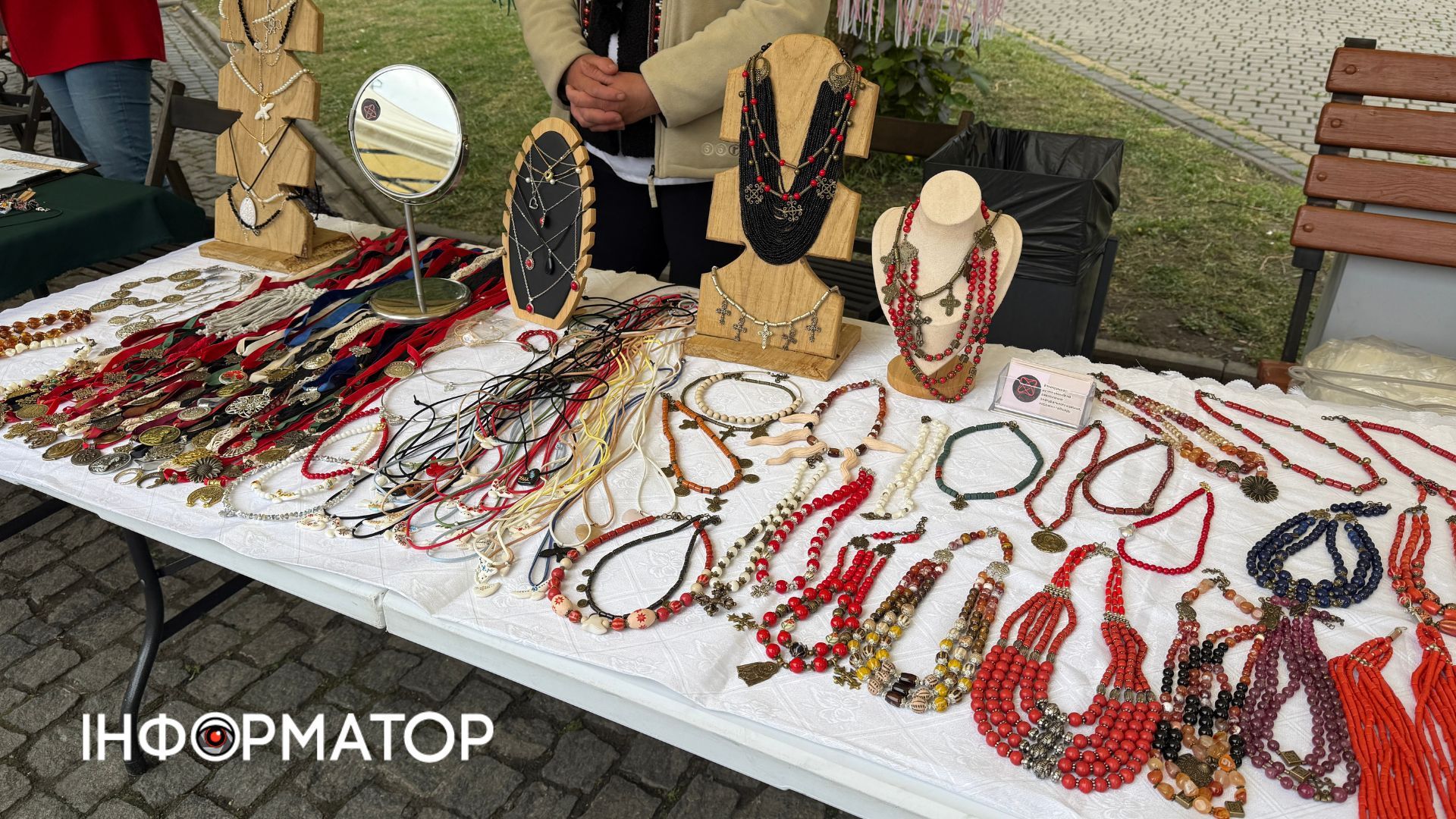 У Коломиї відбувся ярмарок до Дня вишиванки 9