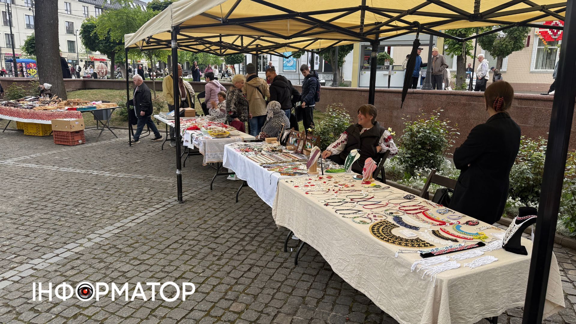 У Коломиї відбувся ярмарок до Дня вишиванки 10