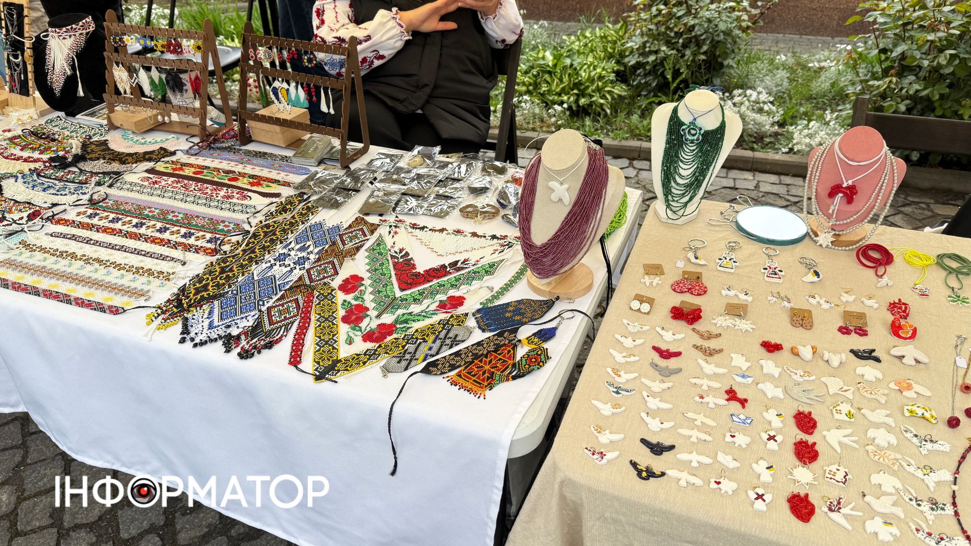 У Коломиї відбувся ярмарок до Дня вишиванки 17