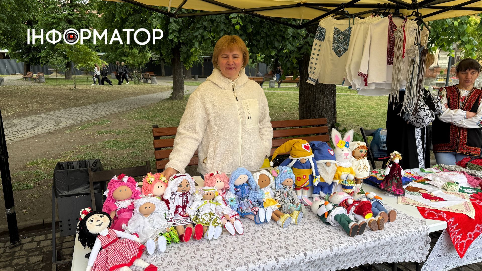 У Коломиї відбувся ярмарок до Дня вишиванки 23