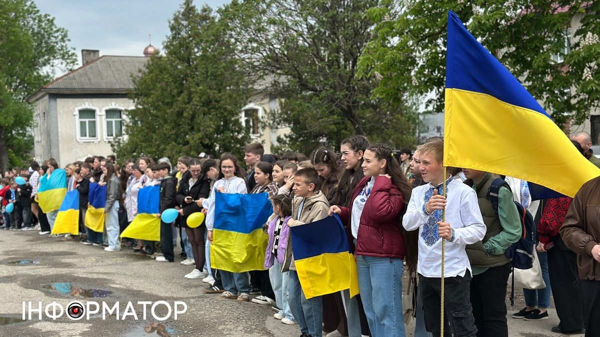 Щемлива зустріч звільненого з полону захисника Володимира Бойчука у рідному Коршеві. ФОТО, ВІДЕО 2