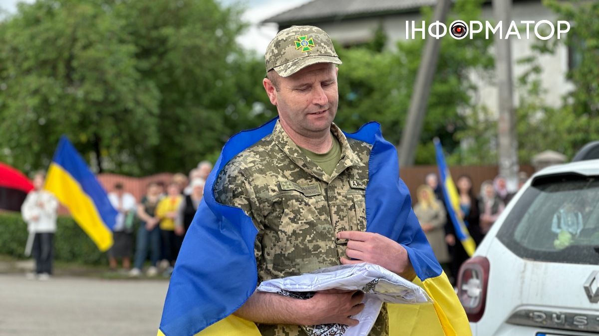 Щемлива зустріч звільненого з полону захисника Володимира Бойчука у рідному Коршеві. ФОТО, ВІДЕО 6