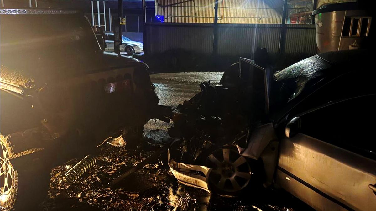 Виїхав на "зустрічку": у Ворохті зіткнулися дві автівки 1