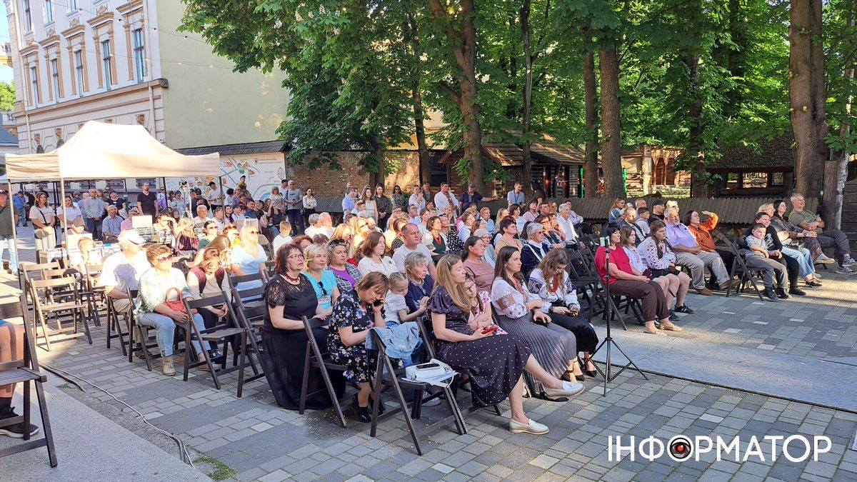 Коломийська музична школа №1 імені А. Кос-Анатольського святкує 105-ту річницю. Фоторепортаж 1