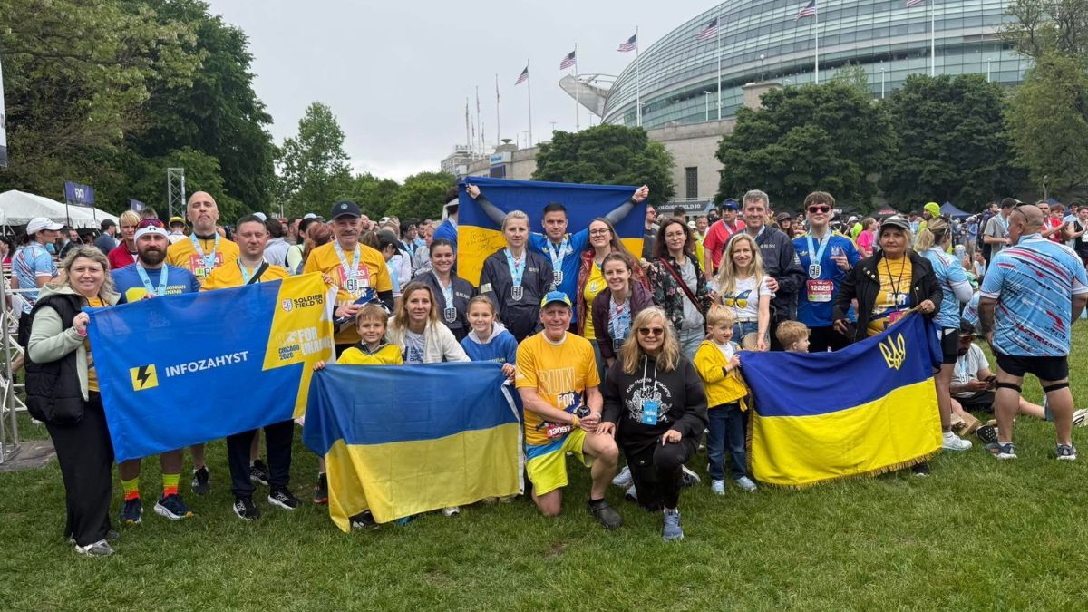 Українські військові взяли участь у забігу в США та вшанували Героя з Коломиї
