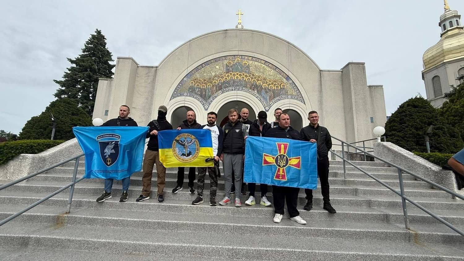 Українські військові взяли участь у забігу в США та вшанували Героя з Коломиї 1