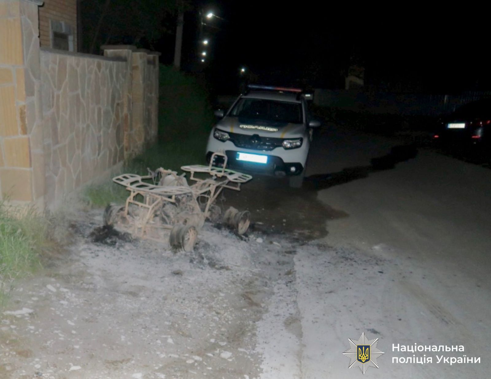Помстився після сварки в магазині: на Надвірнянщині чоловік спалив квадроцикл односельчанки 2