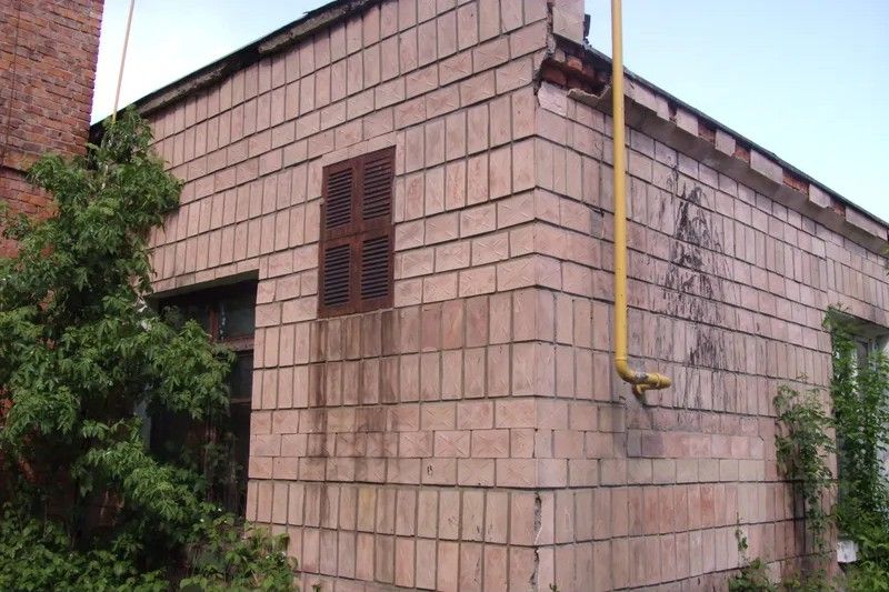 У Печеніжині за 31 млн грн з аукціону забудовник викупив майно Укрпошти 1