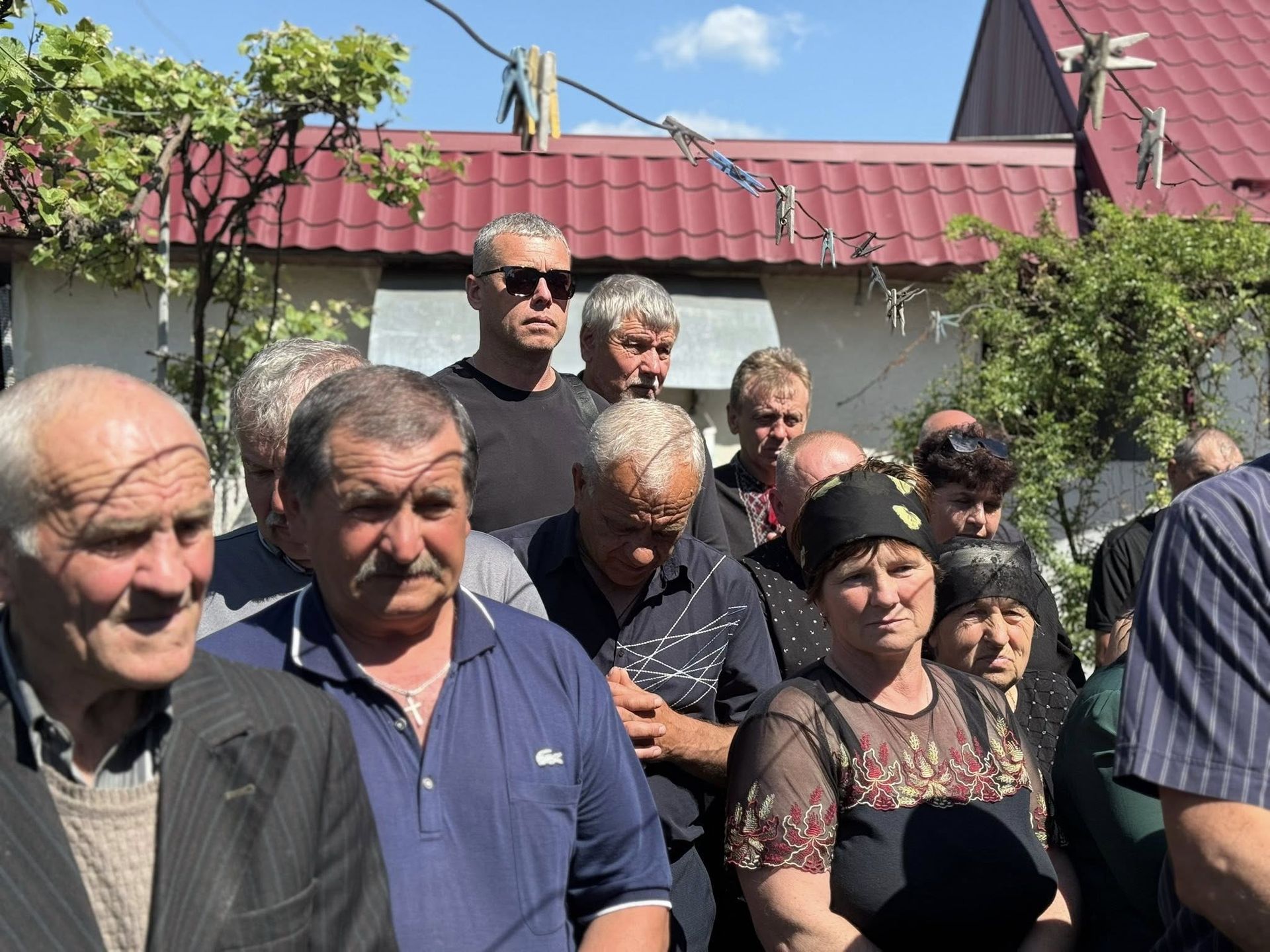 В Отинійській громаді попрощались із загиблим захисником Ігорем Гордим 6