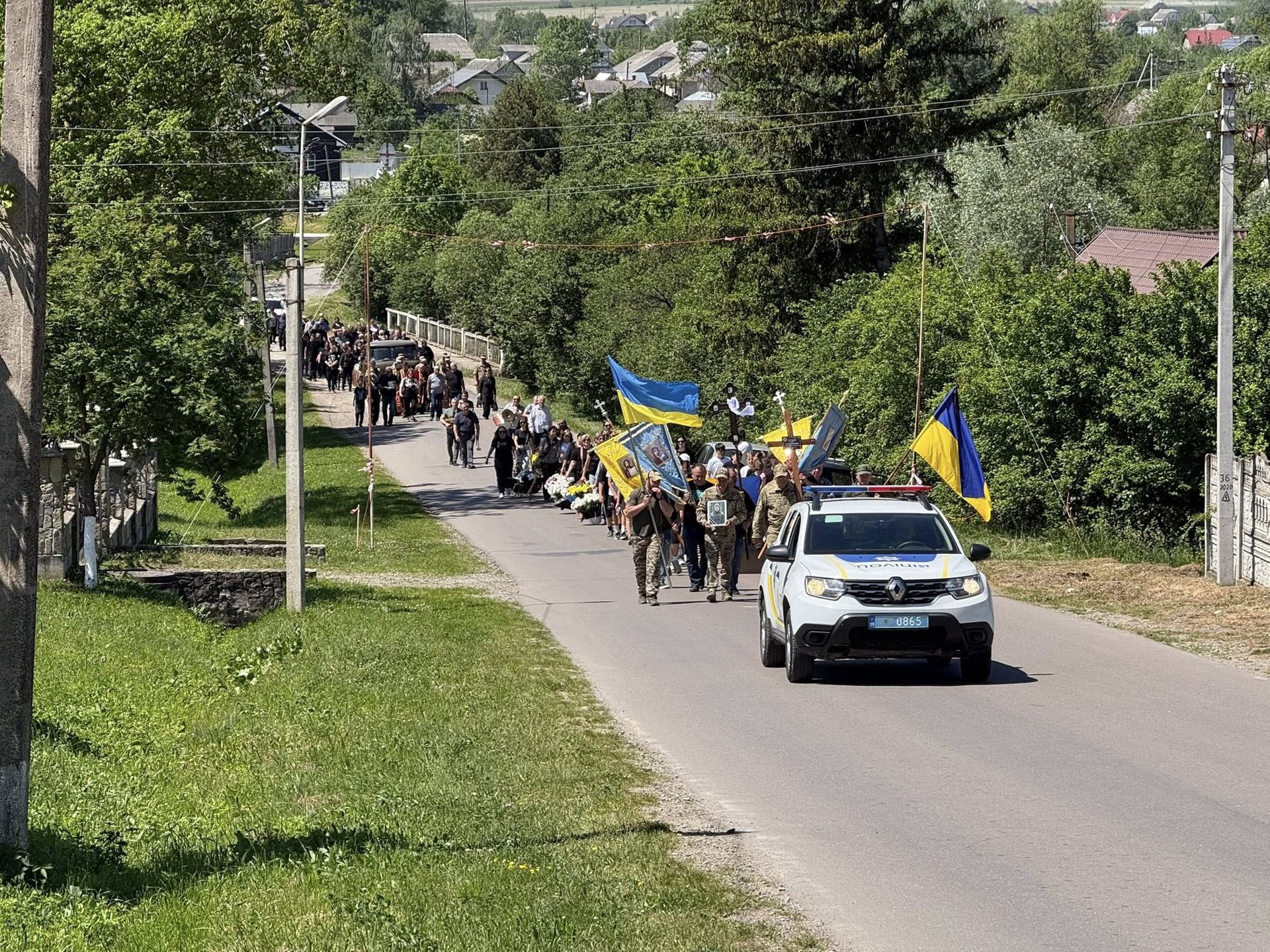 В Отинійській громаді попрощались із загиблим захисником Ігорем Гордим 18