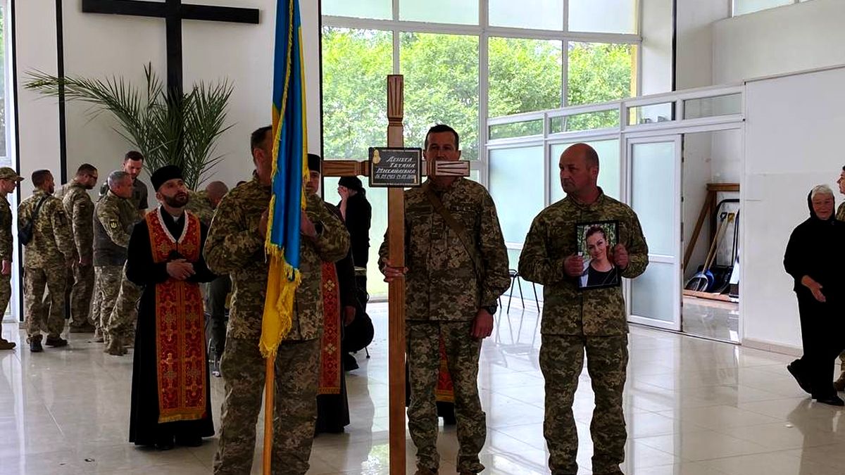 Чин похорону військовослужбовиці Тетяни Денеги пройшов на Прикарпатті 3