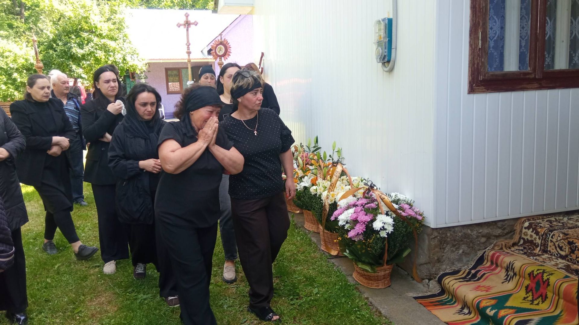 У Пʼядицькій громаді зустріли скорботний кортеж померлого воїна Руслана Івасютина 3