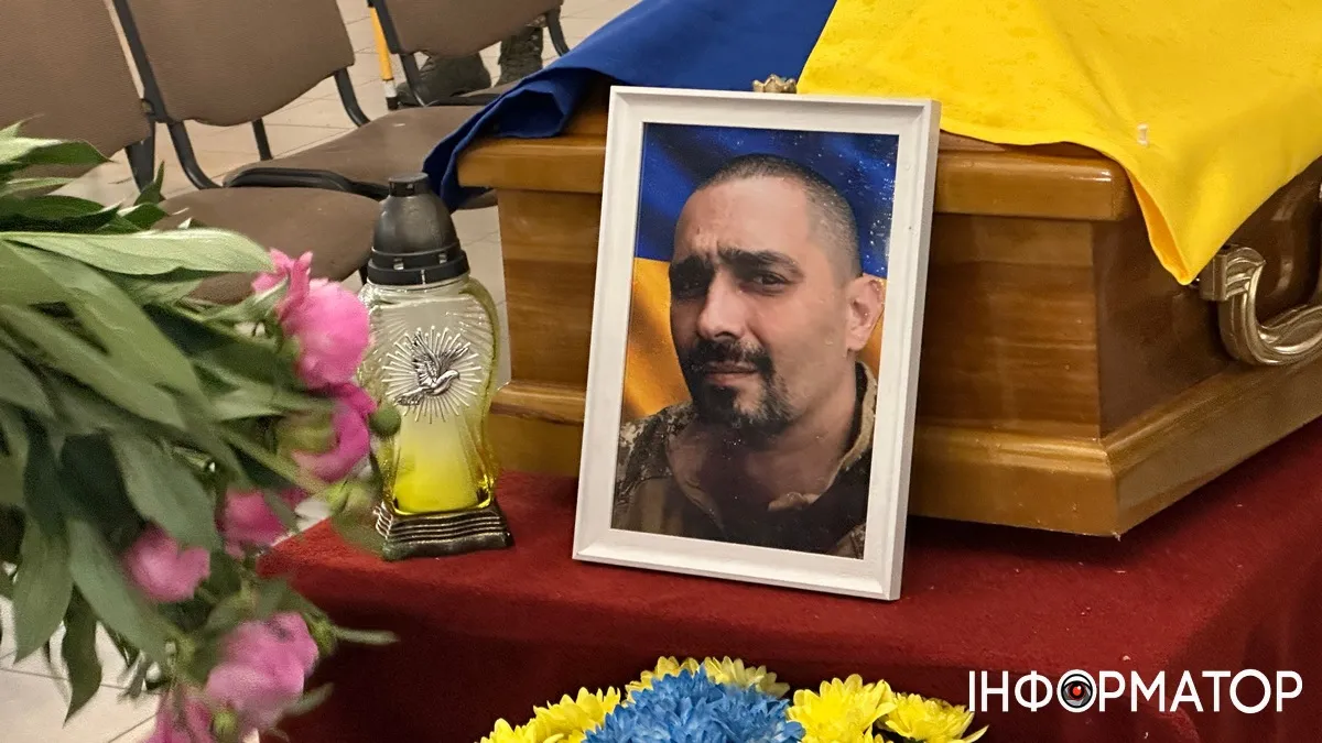 Коломия провела в останню дорогу полеглого воїна Максима Красуцького 1