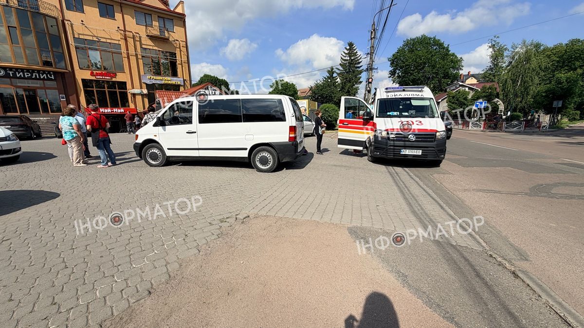 Під колеса авто у Коломиї потрапив підліток на електросамокаті