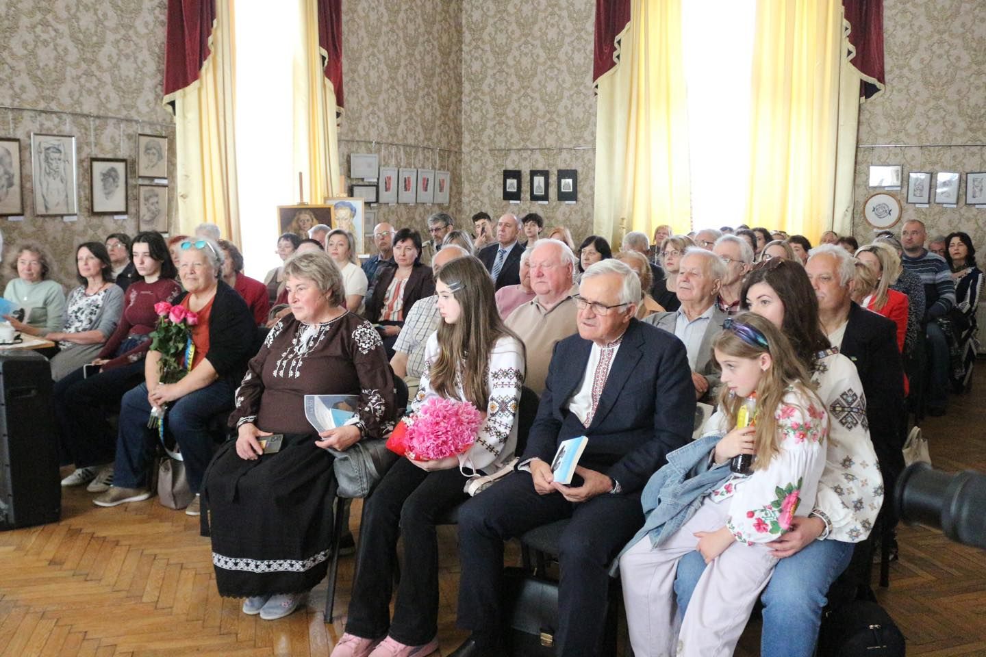 Коломиянин Ілля Криворучко презентував про репресовану сімʼю упівців 5